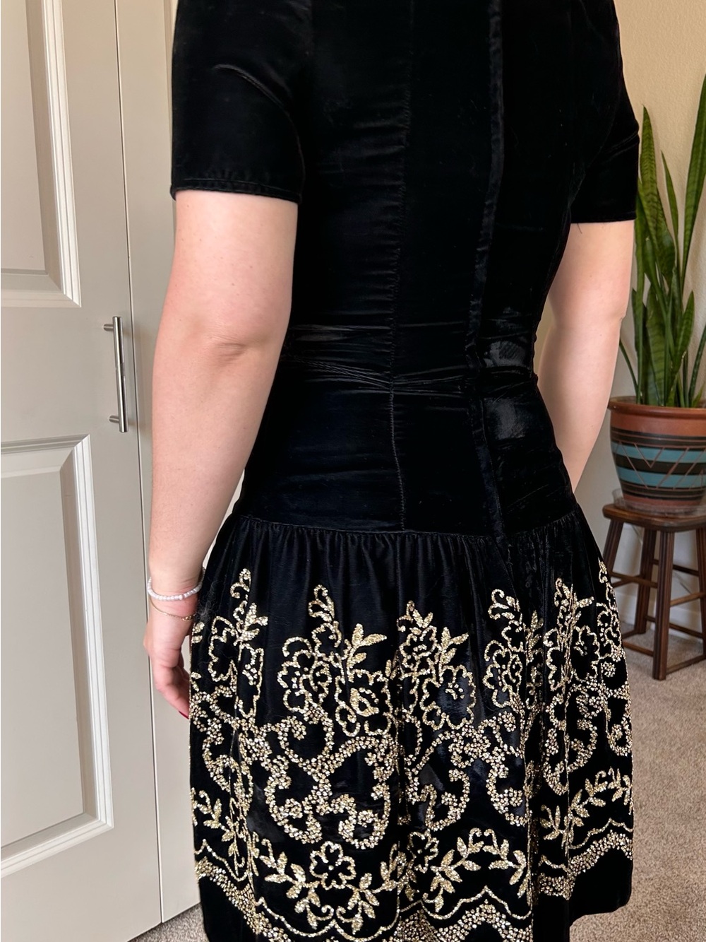VTG Scott McClintock Velvet Drop Waist Off the Shoulder Party Dress. Made in USA - Picture 2 of 11